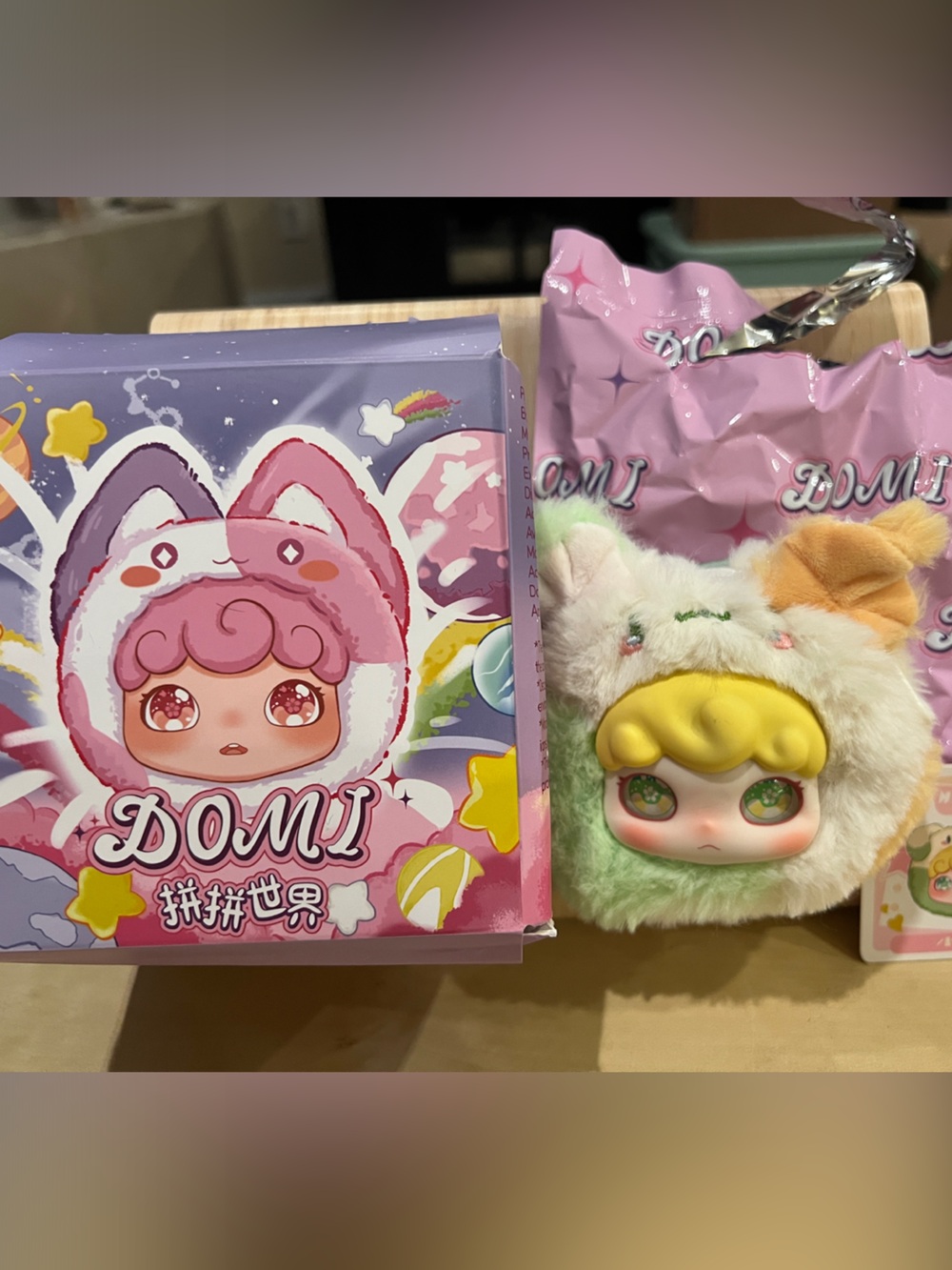 Domi Pinpin World Plush Hello confirmed NIB